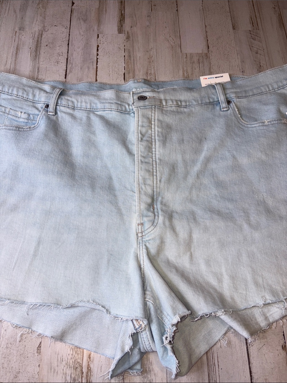 Old Navy Higher High Rise Light Blue Denim Cutoff Shorts-Plus Size 26 NWT! - Picture 3 of 15